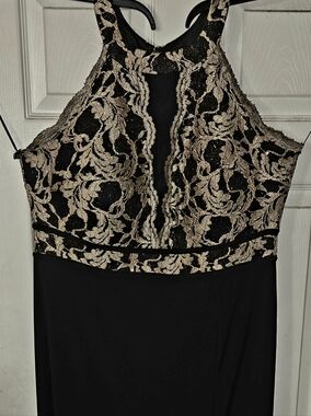 Morgan & Co. Black and Gold Lace-Accent Evening Dress